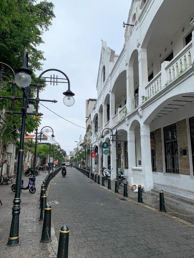 The Raden Patah Heritage Kota Lama Semarang Exteriör bild